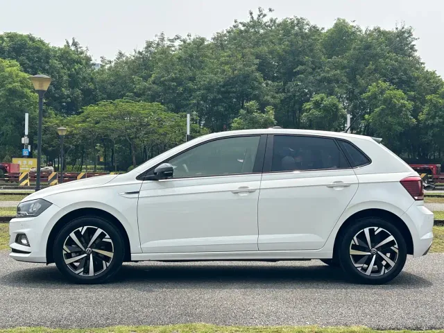 Volkswagen Polo — Фото автомобиля 5