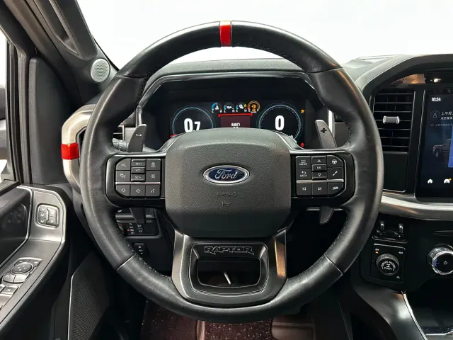 Ford F-150 Raptor — Фото автомобиля 17