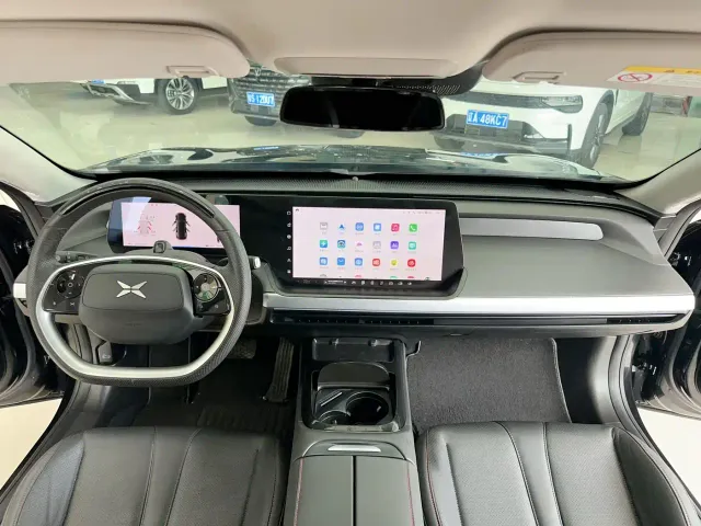 Xpeng P7 — Фото автомобиля 11