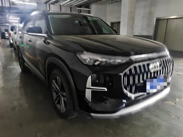Audi Audi Q6 2024 40 TFSI quattro Cloud View Yulin Package 7-seater — Фото автомобиля 2