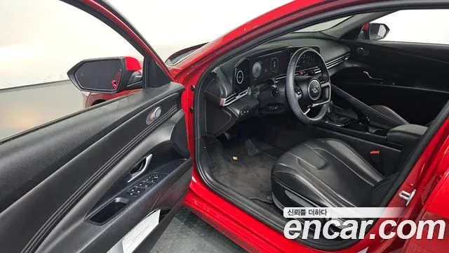 Hyundai AVANTE Avante (CN7) — Фото автомобиля 10