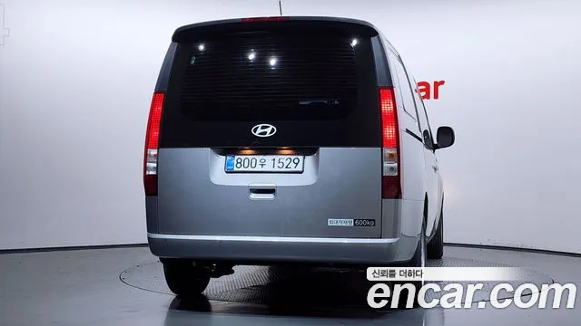 Hyundai Staria Staria Карго 5 мест — Фото автомобиля 4
