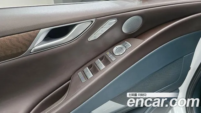 Genesis G80 RG3 — Фото автомобиля 16