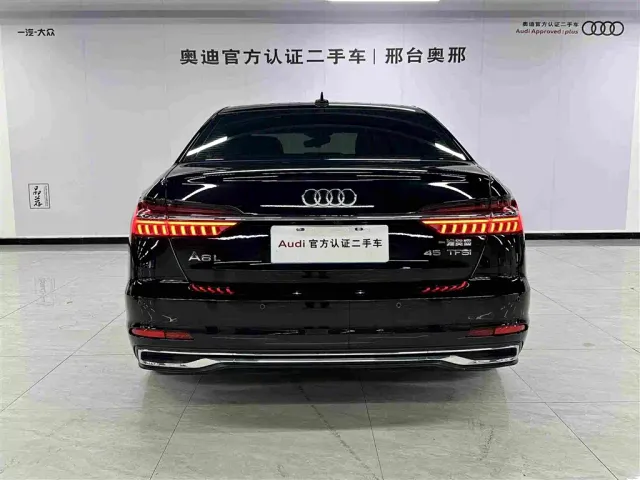 Audi A6L — Фото автомобиля 4