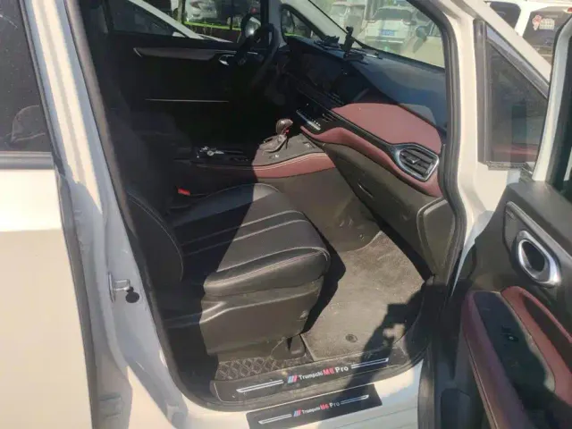 GAC Trumpchi M6 — Фото автомобиля 8