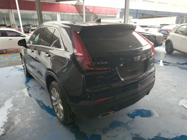 Cadillac XT4 — Фото автомобиля 4