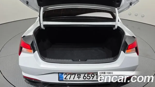 Hyundai AVANTE Avante (CN7) — Фото автомобиля 29