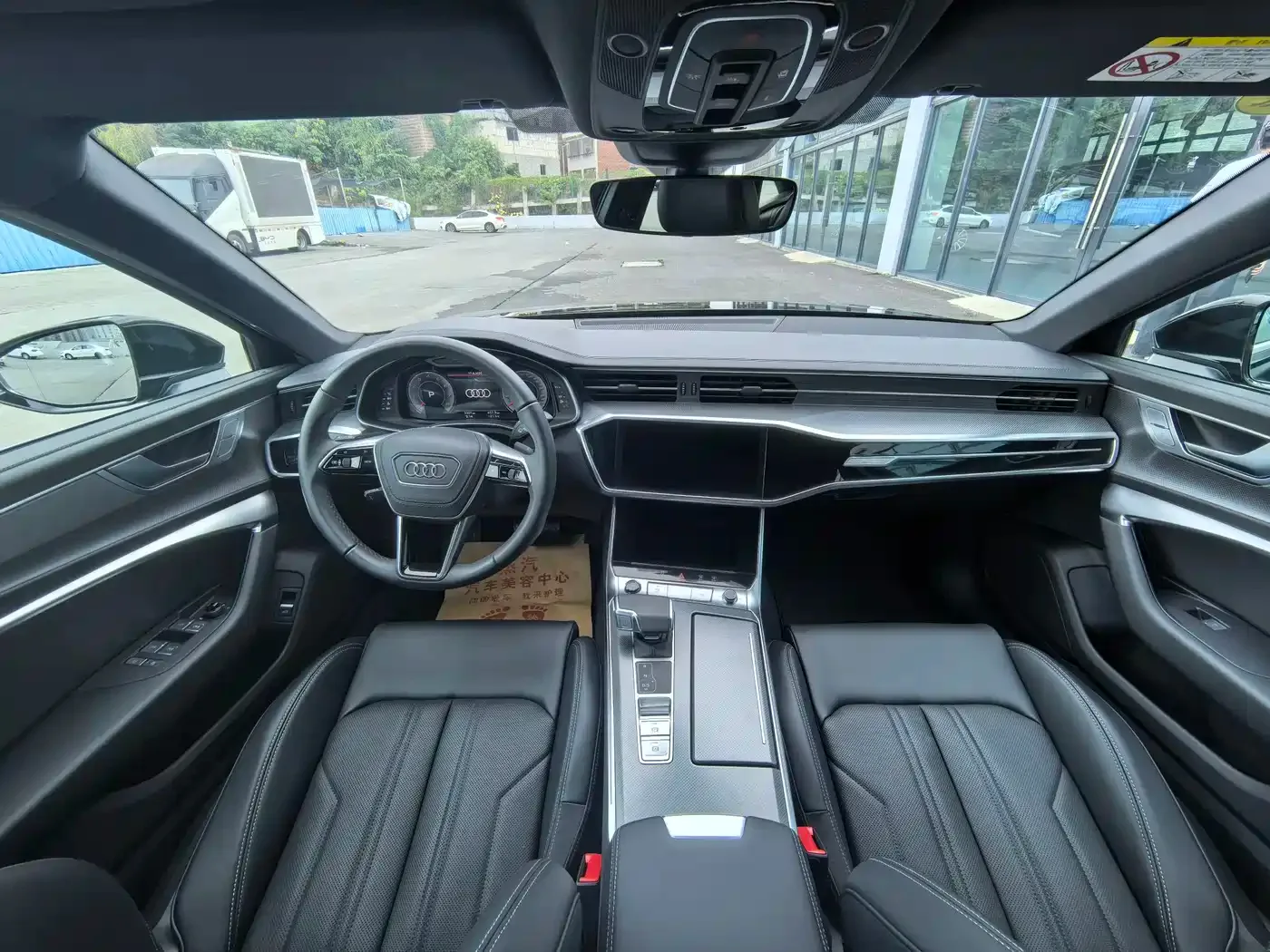 Audi Audi A6L 2025 40 TFSI Luxury Sport — Фото автомобиля 5