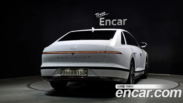 Hyundai Grandeur — Фото автомобиля 4