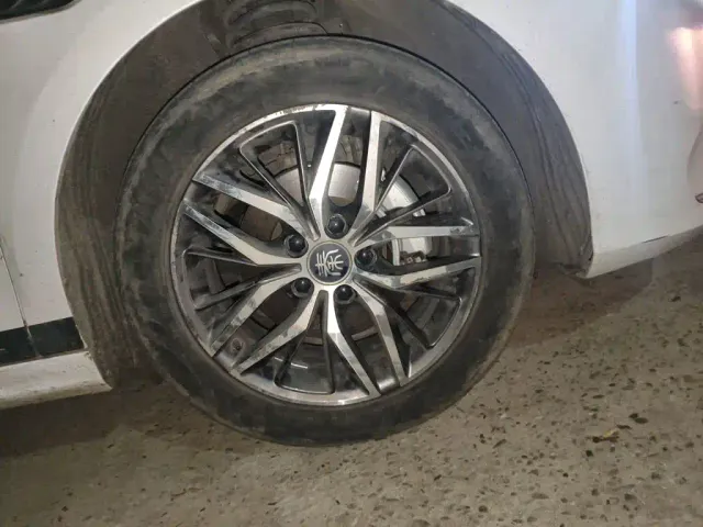 BYD Qin PLUS — Фото автомобиля 8