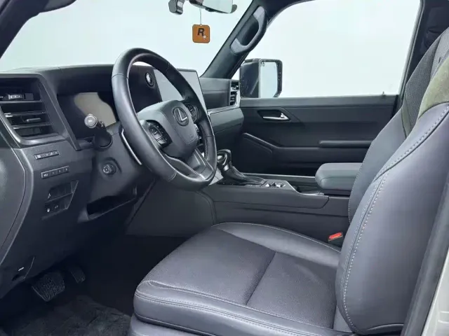 Lexus GX — Фото автомобиля 4