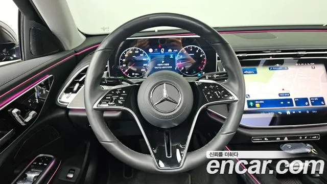 Mercedes-Benz E-Class — Фото автомобиля 13