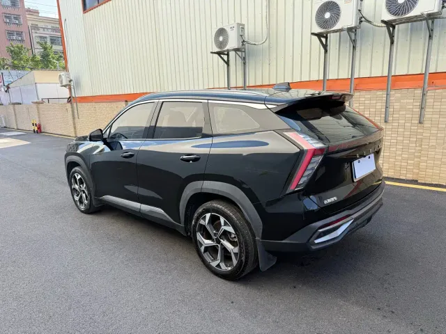 Geely Boyue L — Фото автомобиля 7