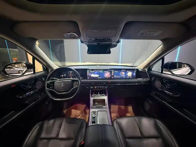 Lincoln Corsair — Фото автомобиля 9