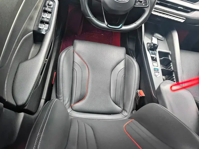 Geely Binrui — Фото автомобиля 8
