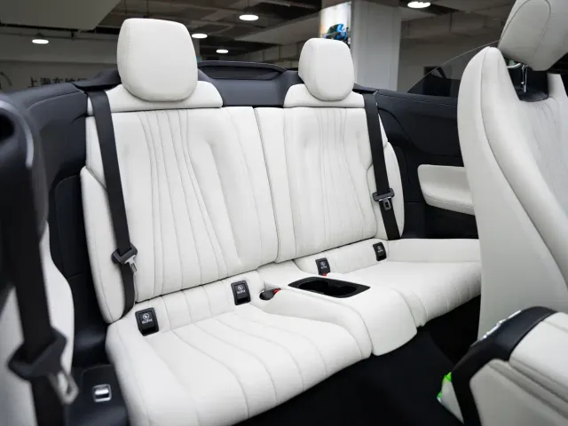 Mercedes-Benz E-Class — Фото автомобиля 21