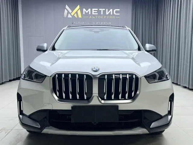 BMW X1 — Фото автомобиля 2