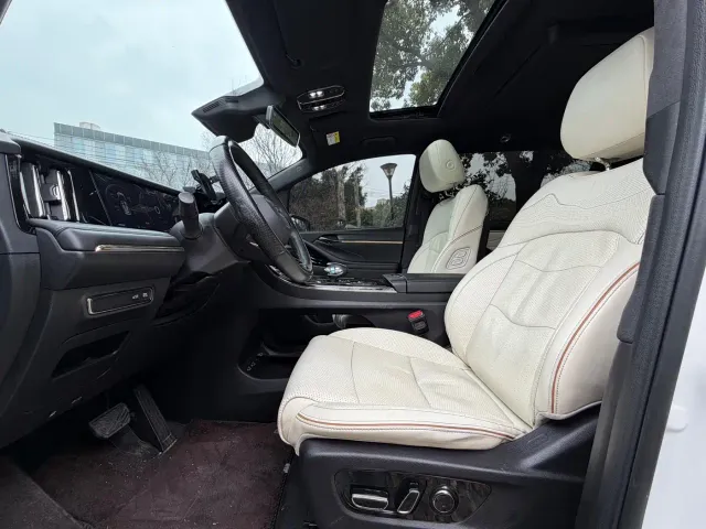 GAC Trumpchi M8 — Фото автомобиля 7