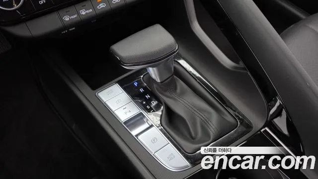 Hyundai Avante CN7 — Фото автомобиля 9