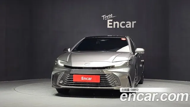 Toyota Camry — Фото автомобиля 2