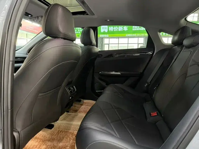 Geely Galaxy L6 — Фото автомобиля 6