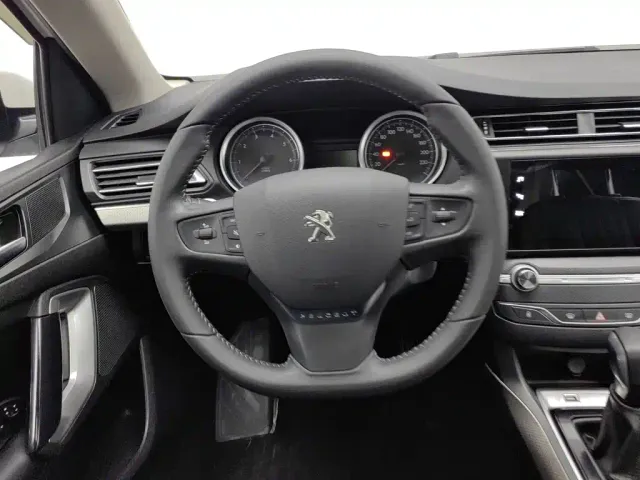 Peugeot 408 — Фото автомобиля 11