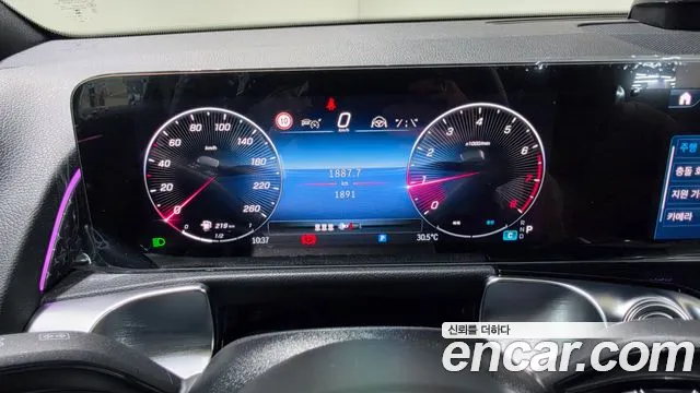 Mercedes-Benz GLB-Class — Фото автомобиля 7