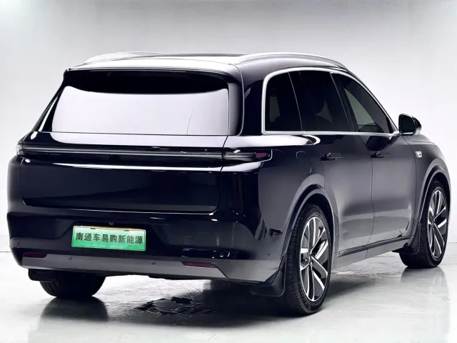 Li Auto L8 — Фото автомобиля 6