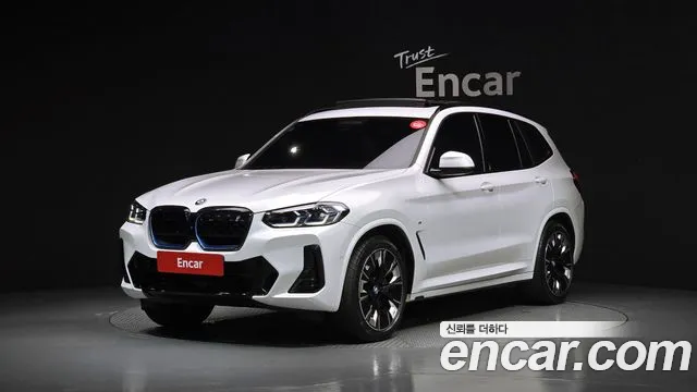 Фотография автомобиля — BMW iX3 G08 (2020–2024)