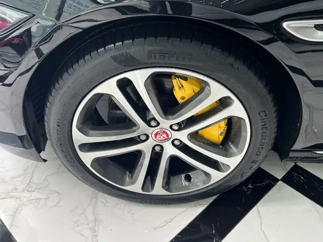Jaguar XEL — Фото автомобиля 16