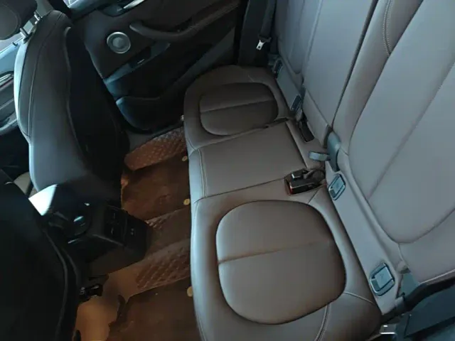 BMW X1 — Фото автомобиля 16