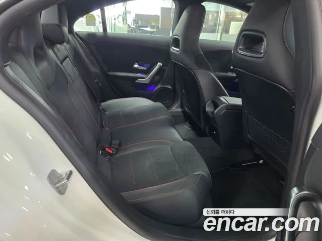 Mercedes-Benz CLA-Class — Фото автомобиля 10