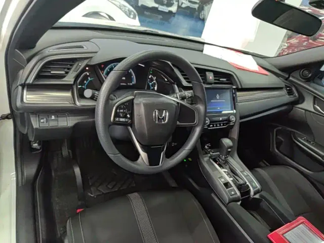 Honda Civic — Фото автомобиля 9