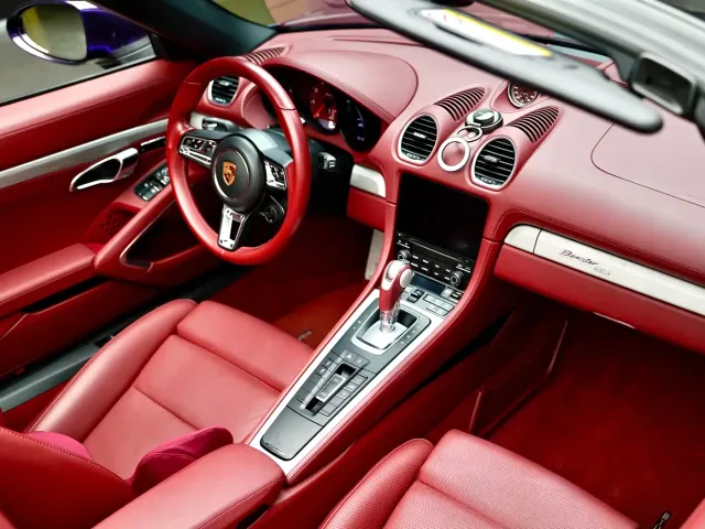 Porsche 718 — Фото автомобиля 10
