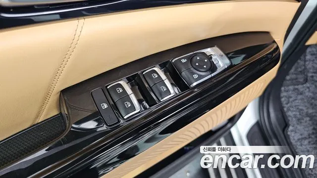 Kia Canival Carnival 4 поколение Бензин 7 мест Signature — Фото автомобиля 26