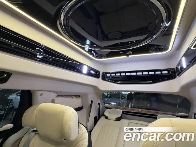 Kia Canival Новый Carnival 4 поколение Бензин 9 мест Hi-Limousine (Спецкузов) — Фото автомобиля 18