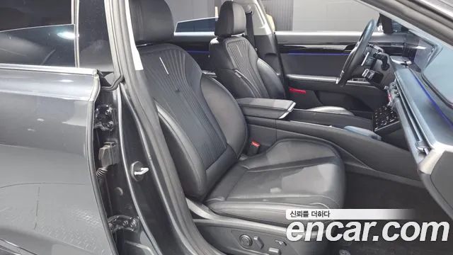 Hyundai Grandeur GN7 — Фото автомобиля 16
