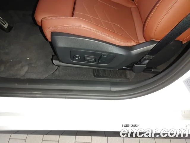 BMW X1 U11 — Фото автомобиля 7