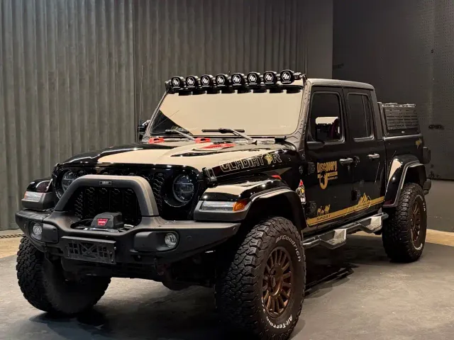 Фотография автомобиля — Jeep Gladiator