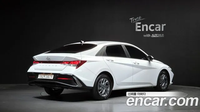 Hyundai Avante — Фото автомобиля 2