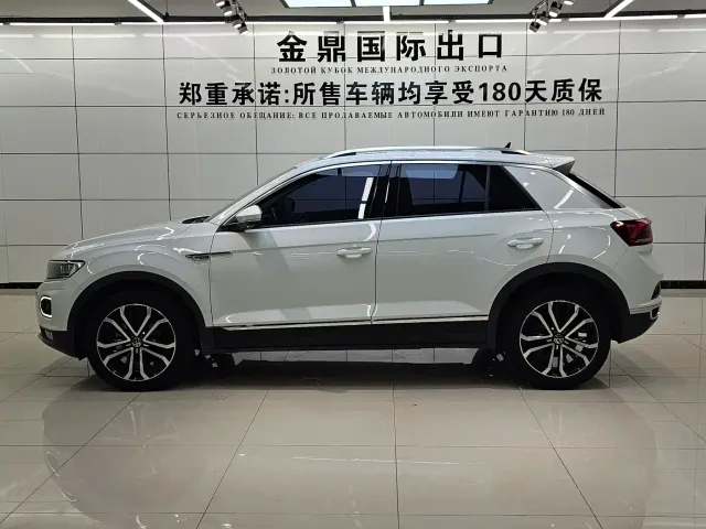 Volkswagen T-Roc — Фото автомобиля 7