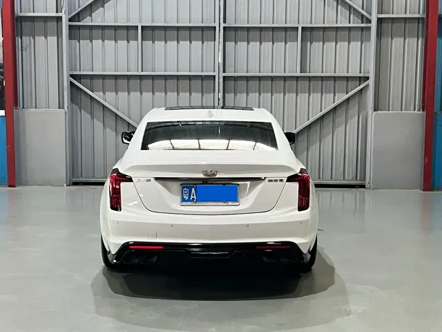 Cadillac CT5 — Фото автомобиля 8
