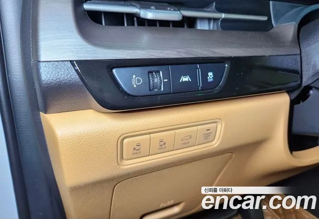 Kia Carnival Generation 4 — Фото автомобиля 13