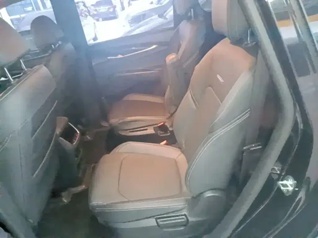 Maxus G50 — Фото автомобиля 16