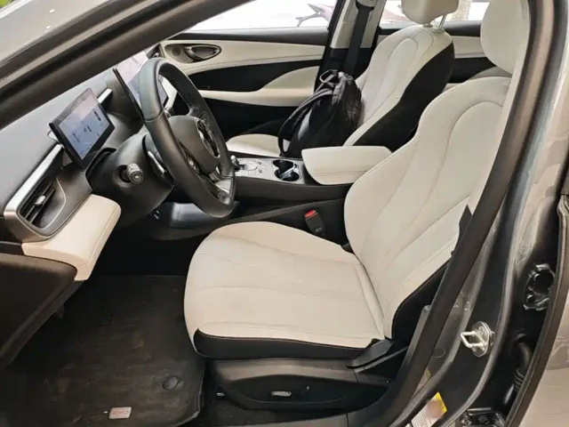 BYD Seal 05 DM-i — Фото автомобиля 19