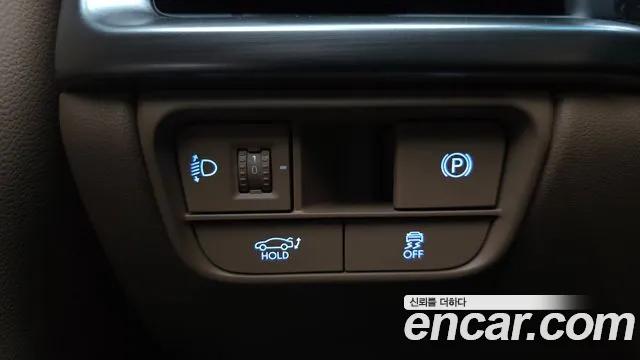 Hyundai Grandeur GN7 — Фото автомобиля 27