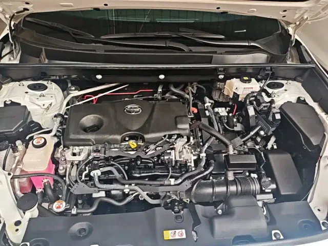 Toyota RAV4 — Фото автомобиля 19