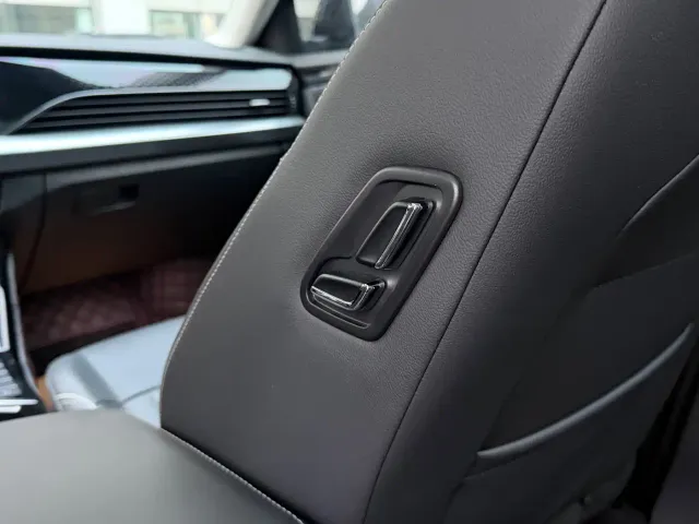 Volkswagen Passat — Фото автомобиля 10
