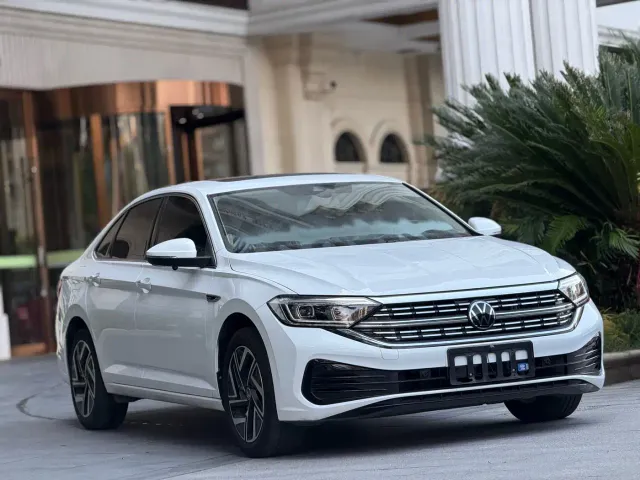 Volkswagen Sagitar — Фото автомобиля 3
