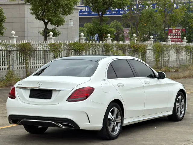 Mercedes-Benz C-Class — Фото автомобиля 7